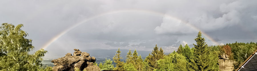 Regenbogen über dem Dreiländereck