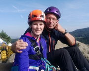Freudestrahlend auf dem Gipfel des Klettersteiges