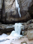 Gautschgrotte, selten wächst dieses Gebilde als eine Eissäule zusammen